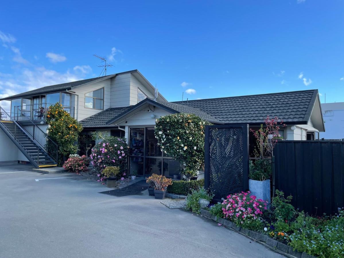 Colonial Motel Blenheim Exterior photo